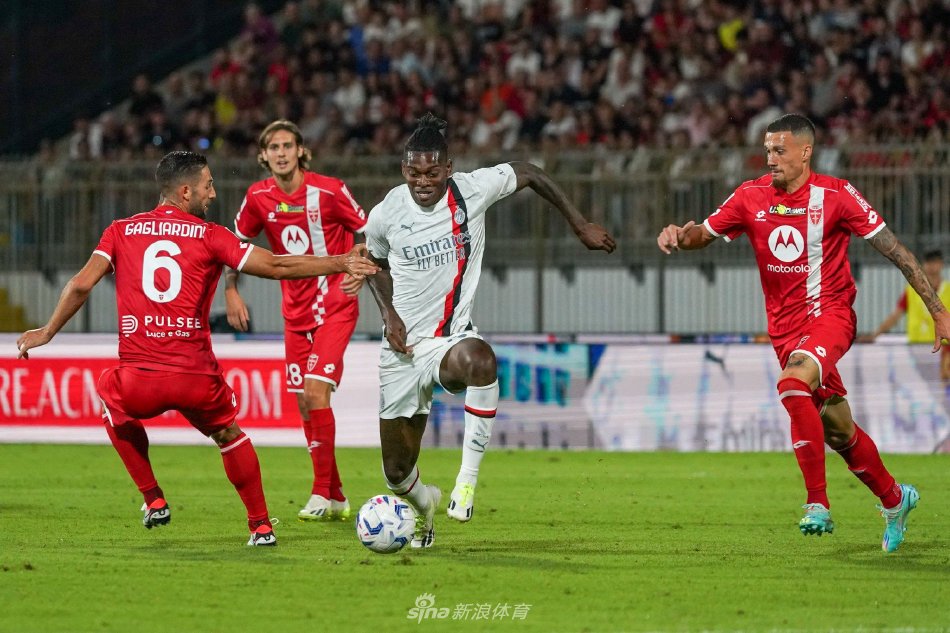 皇马凭借贝 皇马凭借贝